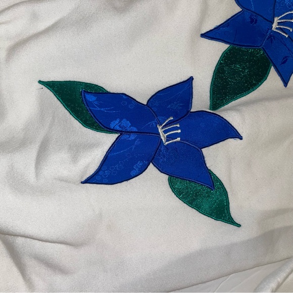 White ugly Christmas contest winner 🏆 collared sweatshirt blue hand quilted - Picture 7 of 7